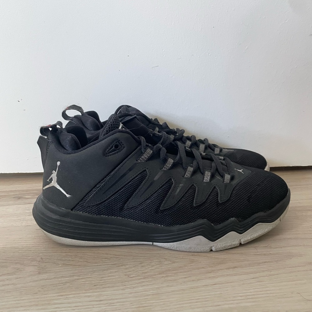 Jordans 7y